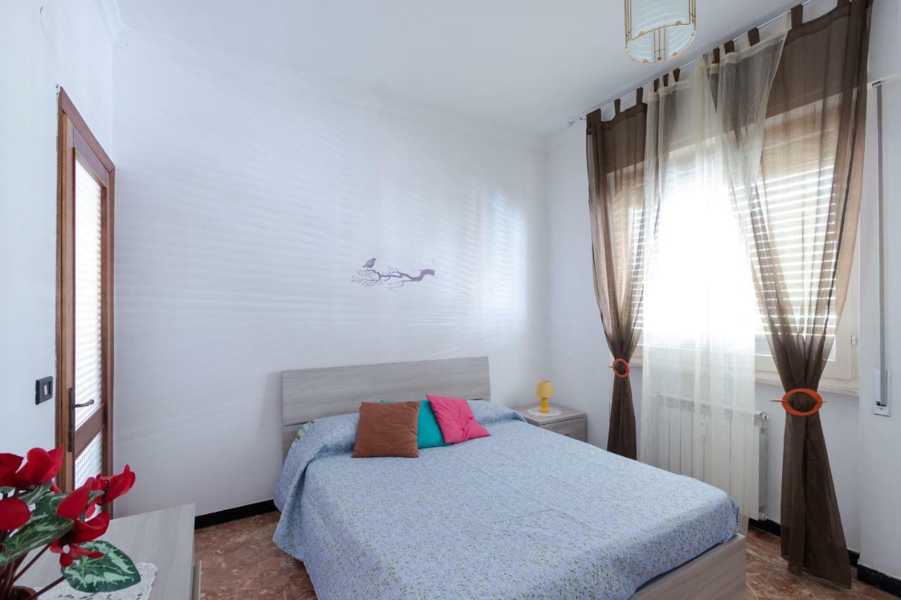 Ferienwohnung House Henry Vado Ligure Exterior foto