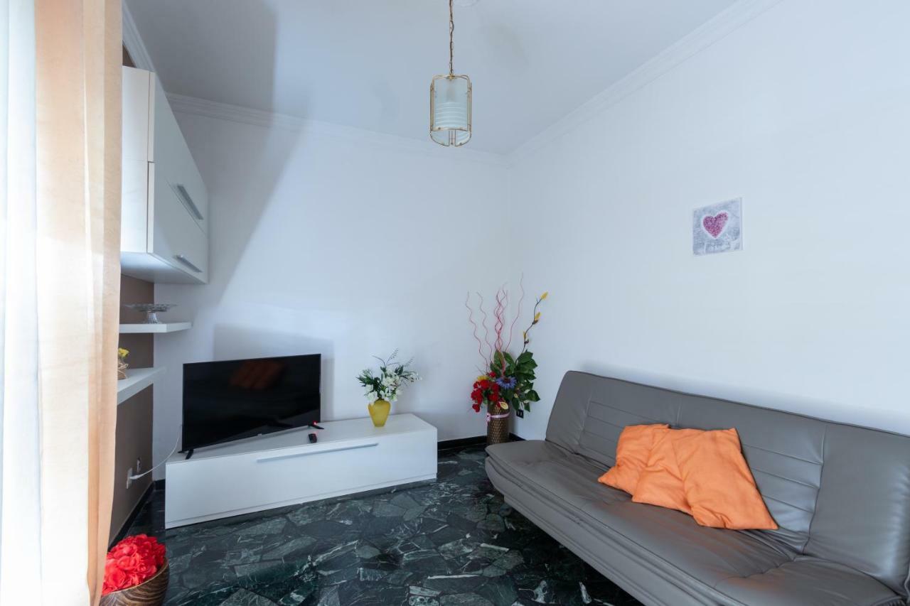 Ferienwohnung House Henry Vado Ligure Exterior foto