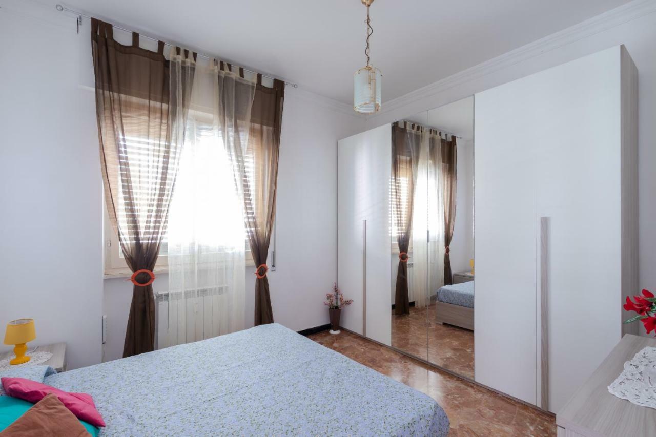 Ferienwohnung House Henry Vado Ligure Exterior foto