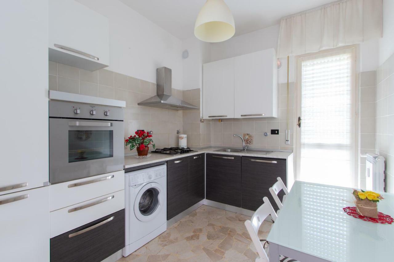 Ferienwohnung House Henry Vado Ligure Exterior foto